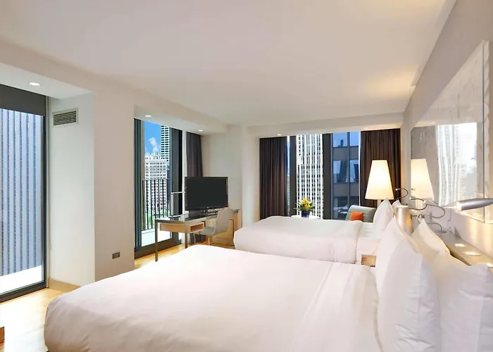 Radisson Blu Aqua Hotel, Chicago